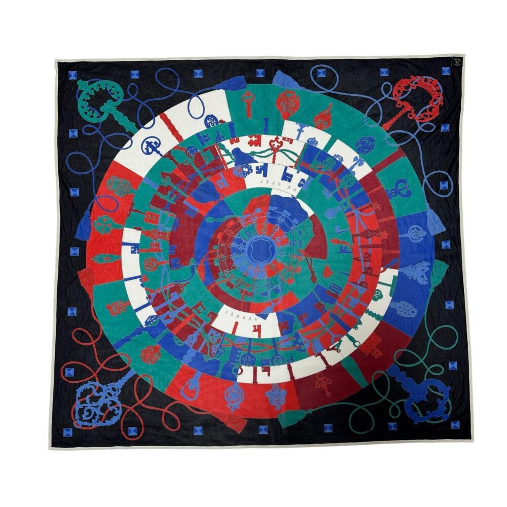 HERMES Black Scarf - Picture 2 of 5